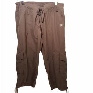 Nike Capri pants size lg
